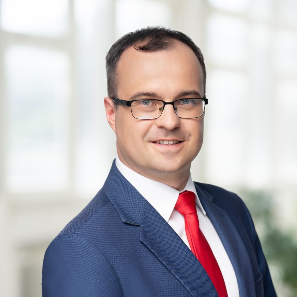 Tax advisor